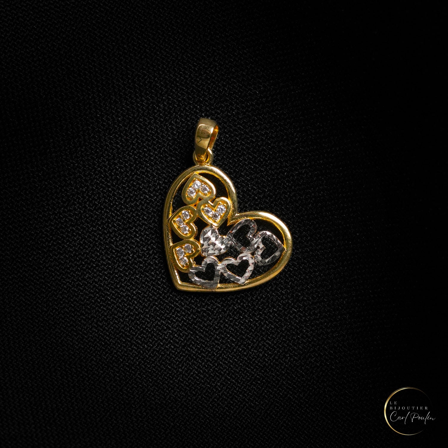 Pendentif P19